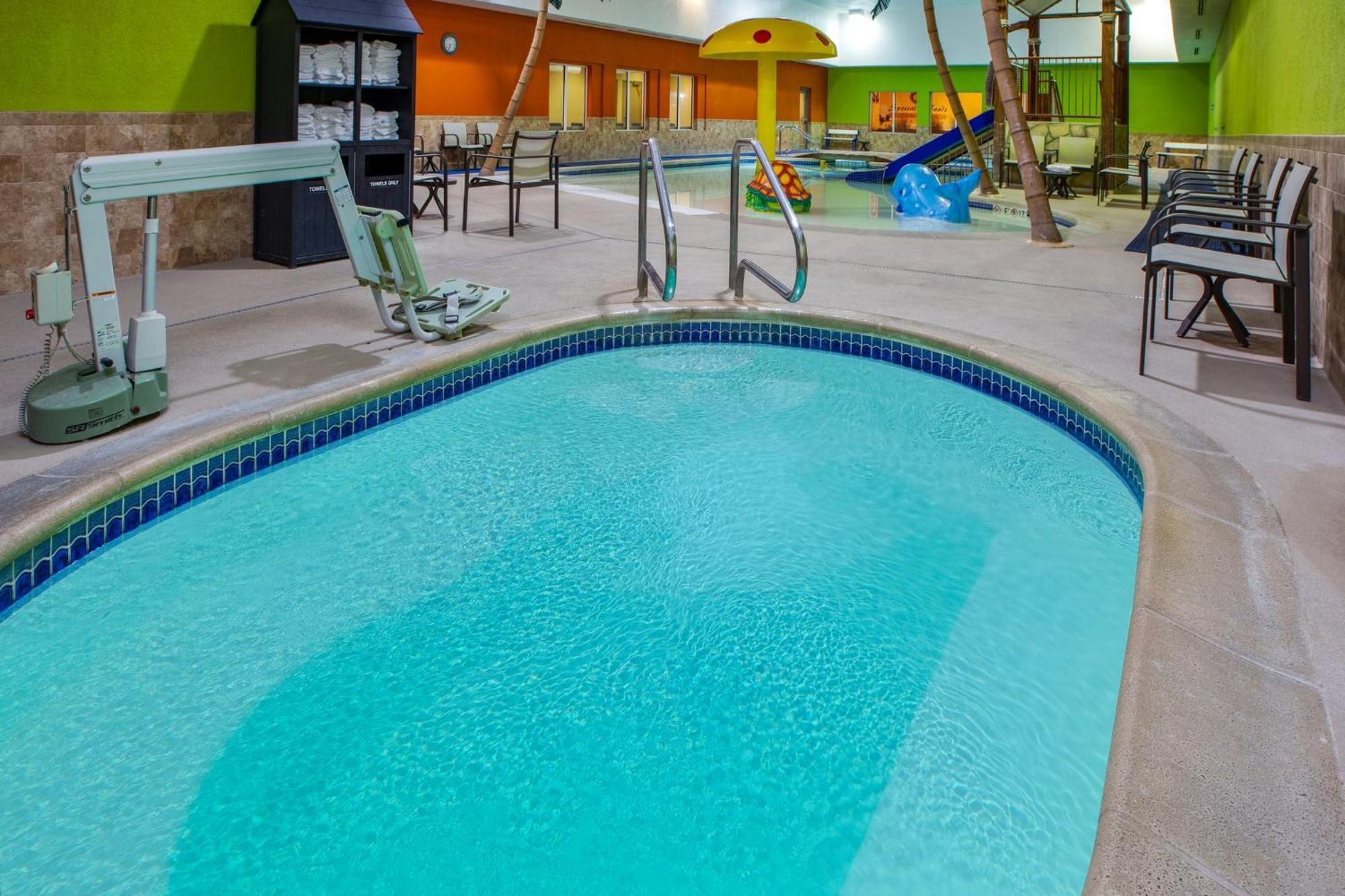 Holiday Inn Express Fremont By Ihg Extérieur photo